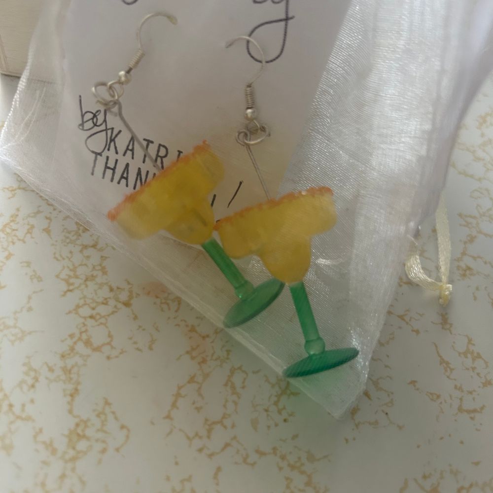  Adult Drink Earrings